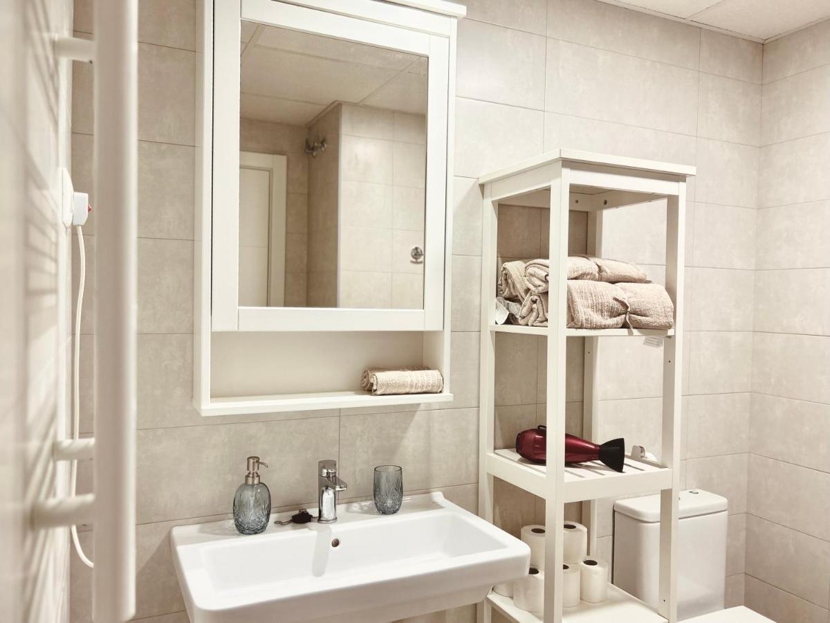 Sarah Apartment Фуэнхирола Экстерьер фото